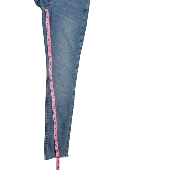 Madewell 10” High Rise Skinny Jeans - Picture 7 of 10